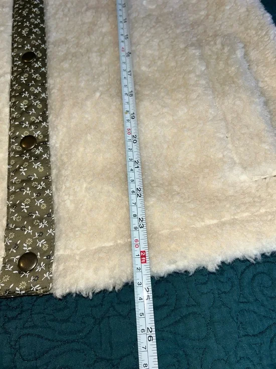 Madewell (Re)sourced Faux-Shearling Vest - Picture 10 of 10